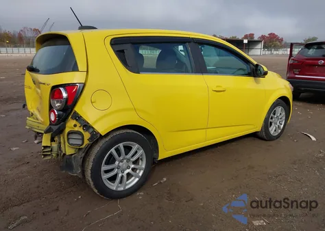2016 Chevrolet Sonic Lt Auto z USA, uszkodzony, nr VIN 1G1JC6SH2G4111730